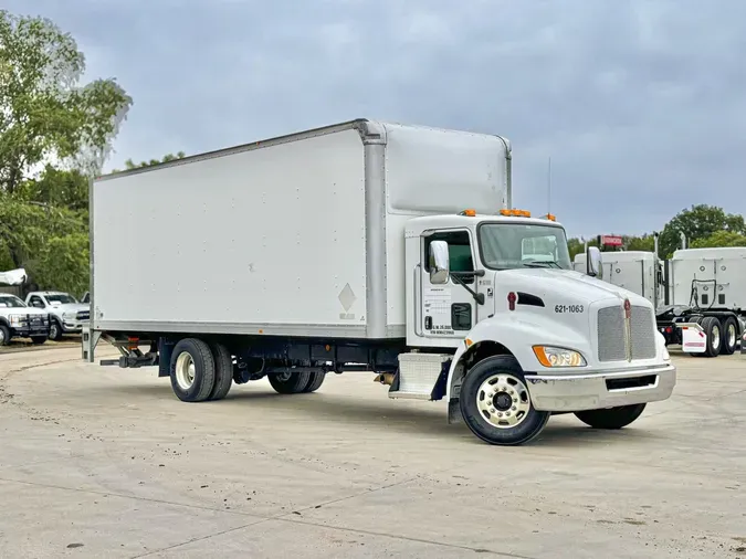 2021 KENWORTH T270