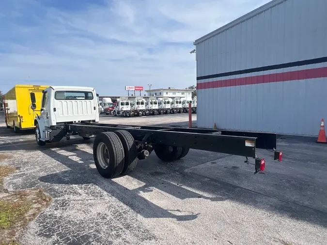 2019 FREIGHTLINER/MERCEDES M2 106