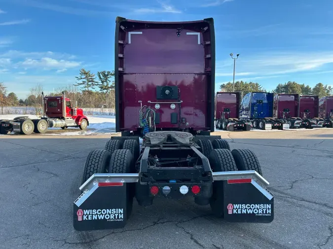 2022 Kenworth T680
