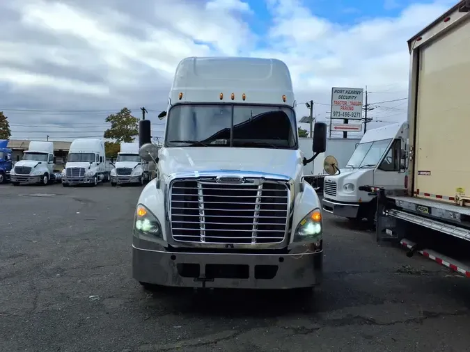 2020 FREIGHTLINER/MERCEDES CASCADIA 125a1b4d12e11fb666b37bb0f41c021b62d