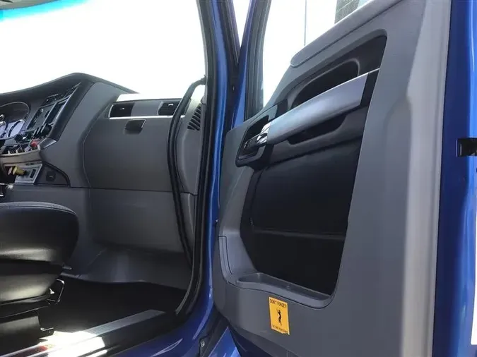 2021 KENWORTH T680