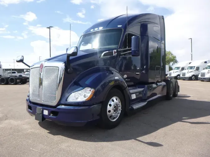 2022 Kenworth T680