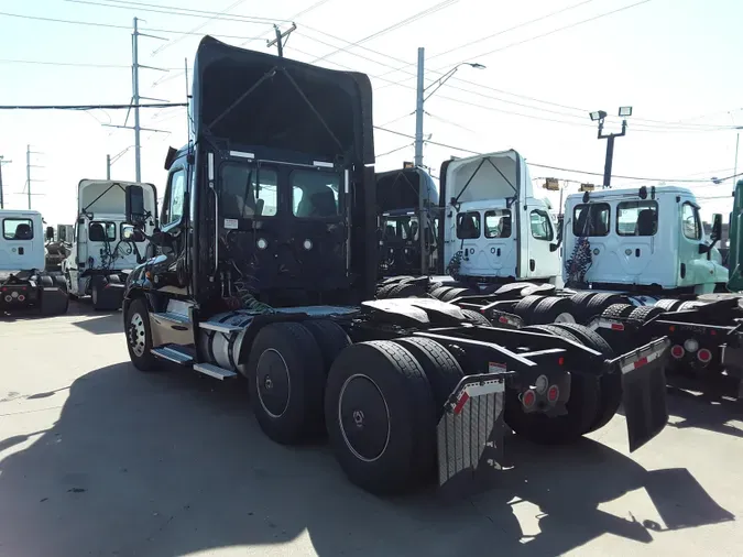 2019 FREIGHTLINER/MERCEDES CASCADIA 125