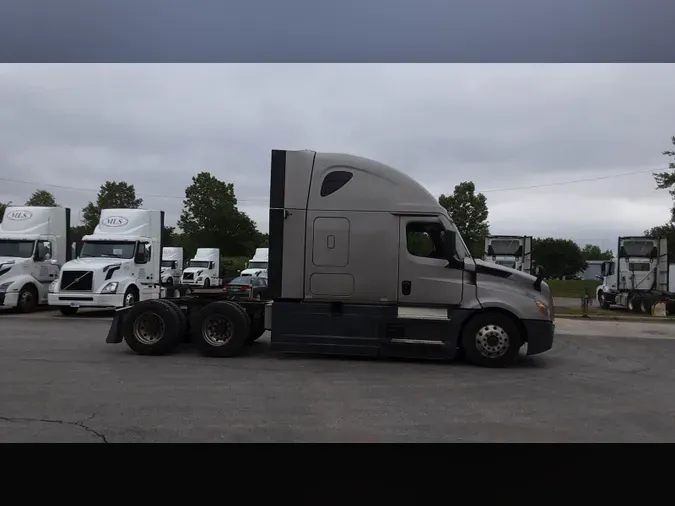 2021 Freightliner Cascadia