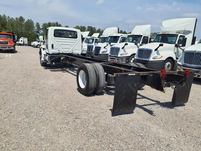 2020 NAVISTAR INTERNATIONAL MV607 (4X2)