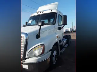 2019 FREIGHTLINER/MERCEDES CASCADIA 125