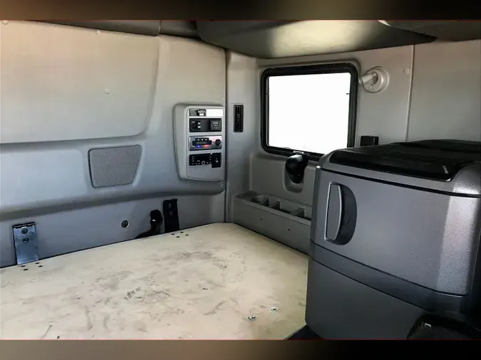 2022 INT LT625 6x4a1c06ea791d019c4e56e9d2a88c31183