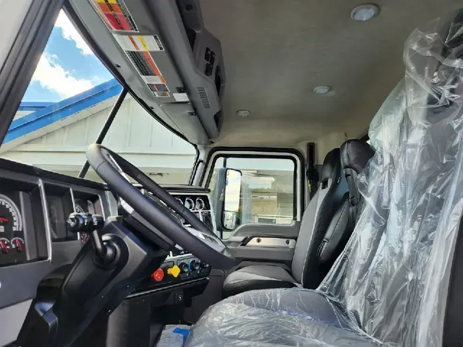 2020 MACK AN64T