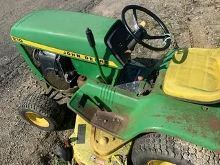 1983 John Deere 210