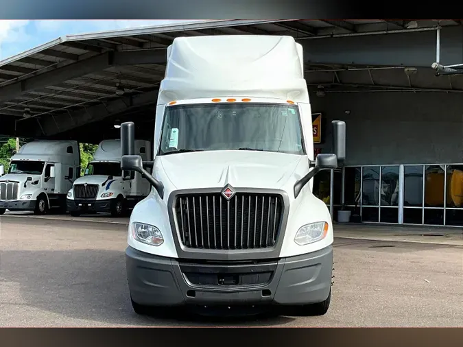 2022 INT LT625 6x4