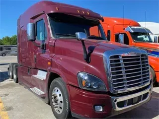 2018 Freightliner CASCADIA 125