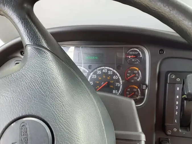 2019 FREIGHTLINER/MERCEDES M2 106a1c9a8a0f8f96047b7f8a5b25a9195e8