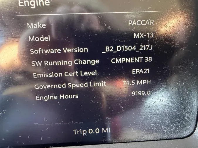 2023 Peterbilt 567