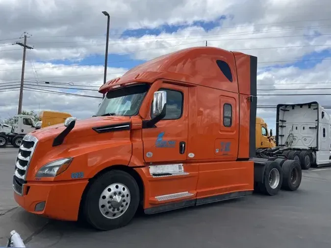 2023 FREIGHTLINER CA126a1cff4910d2dcbe0d1ae08655abbc4cc