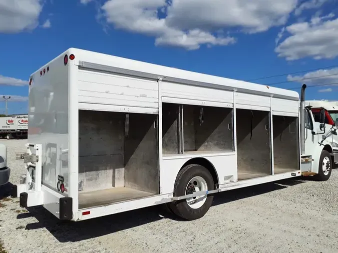 2018 FREIGHTLINER/MERCEDES M2 106