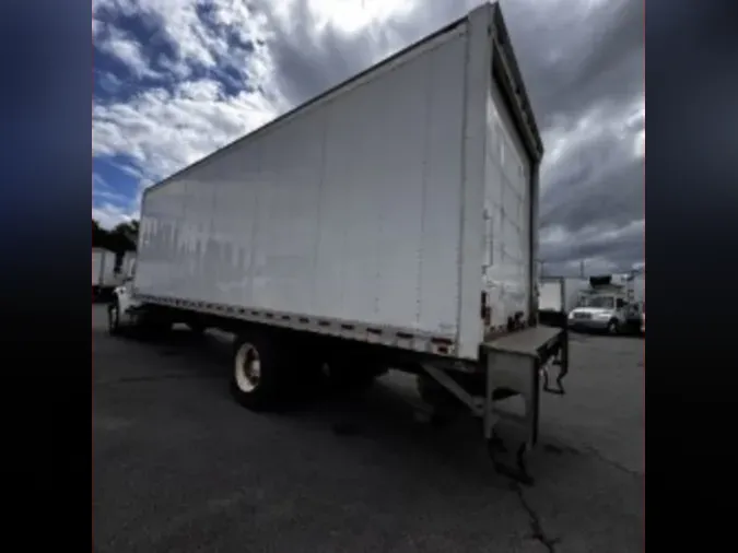 2018 FREIGHTLINER M2 106