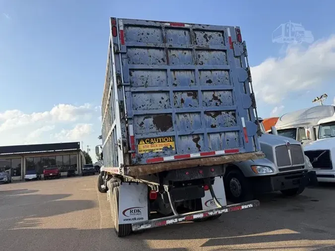 2014 FREIGHTLINER 114SD