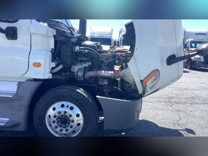 2019 Freightliner Cascadia 125