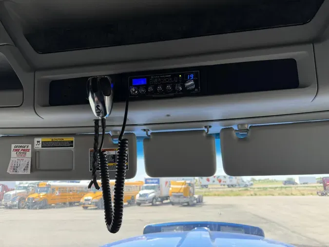 2024 Kenworth W990a1d690c9fb7ea4e6593e9dab442eca30