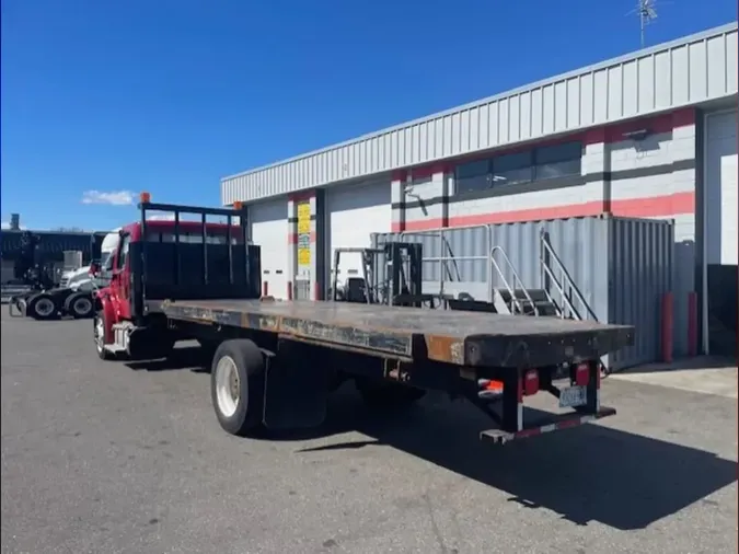 2018 FREIGHTLINER/MERCEDES M2 106