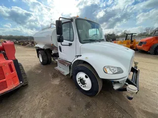 2014 Freightliner 2000 Gallon Water Truck