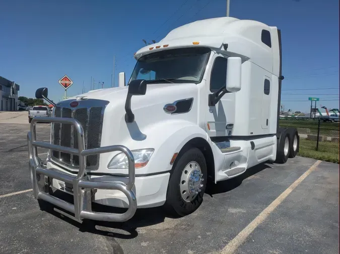 2020 Peterbilt 579a1df98df43e77ef41146085c4b4000e7