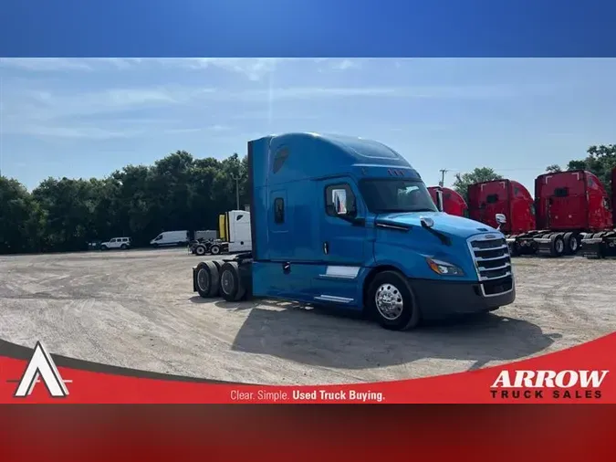 2019 FREIGHTLINER CA126