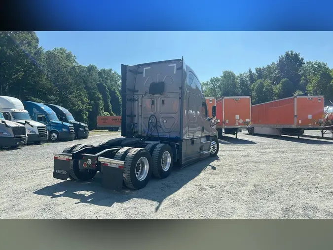 2023 Freightliner Cascadia 126a1e1da7ee70d92ab14d7cf80db58f8c9