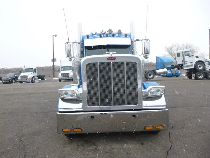 2019 Peterbilt 389