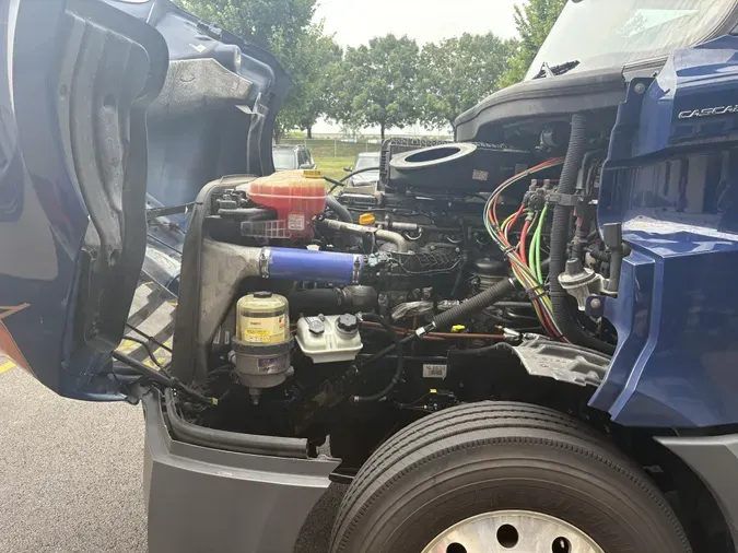 2022 Freightliner Cascadia