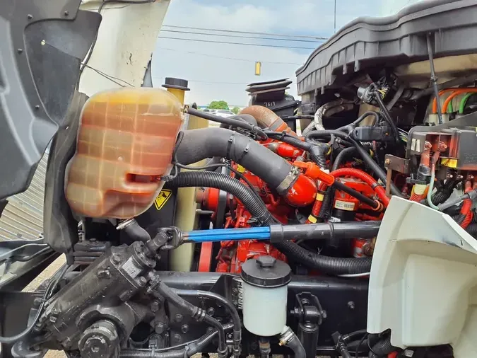 2017 NAVISTAR INTERNATIONAL 4300