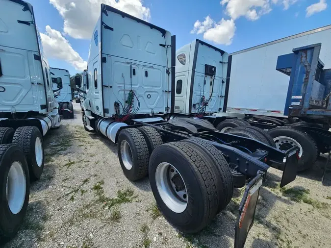 2021 FREIGHTLINER/MERCEDES NEW CASCADIA PX12664a1e8845945e49b90011d72be8383aeff