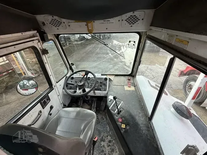 2014 CAPACITY TJ5000 DOT