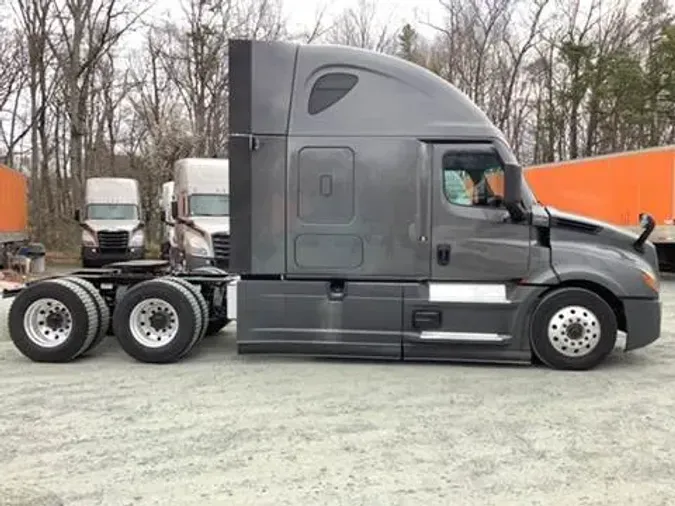 2023 Freightliner Cascadia