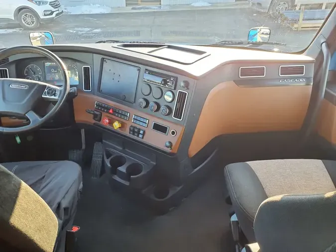 2020 FREIGHTLINER/MERCEDES NEW CASCADIA PX12664