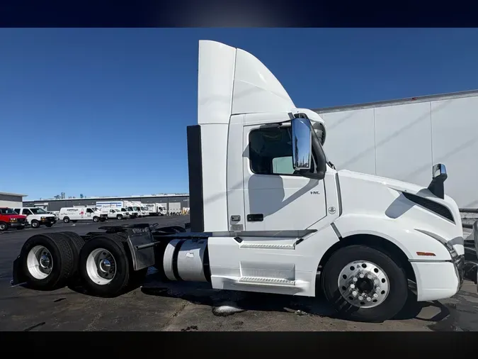 2020 VOLVO TRUCK VNL64T300a1f697b49ebe3e4d9c367746135bf10c