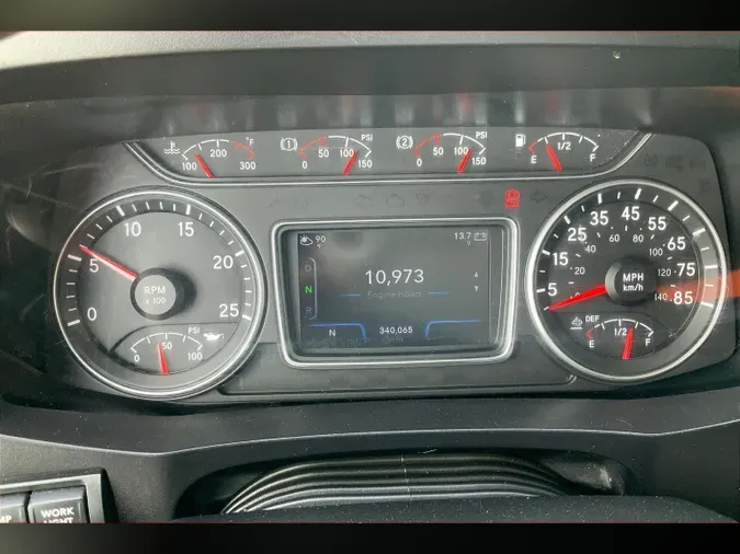 2022 INT LT625 6x4