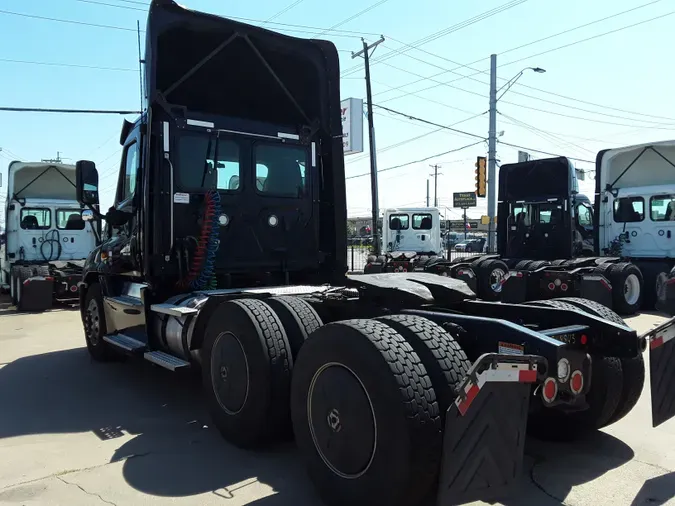 2019 FREIGHTLINER/MERCEDES CASCADIA 125