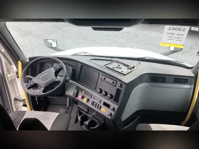 2022 Freightliner Cascadia 126