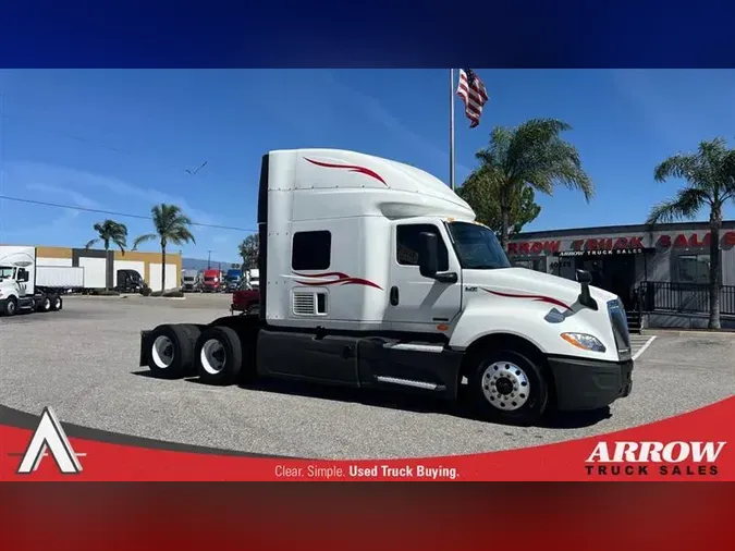 2022 INTERNATIONAL LT