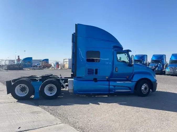 2019 International LT625