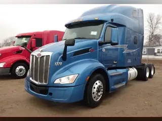 2023 PETERBILT 579