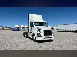 2018 Volvo VNL300