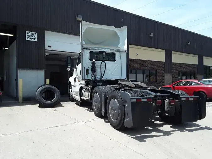 2022 NAVISTAR INTERNATIONAL LT625 DAYCAB T/Aa20df56bf0be4865a080b8e6ac40127c