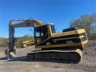 1993 CATERPILLAR 320L