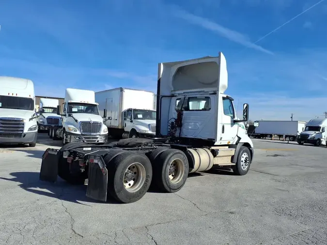 2020 NAVISTAR INTERNATIONAL RH613 DAYCAB T/A