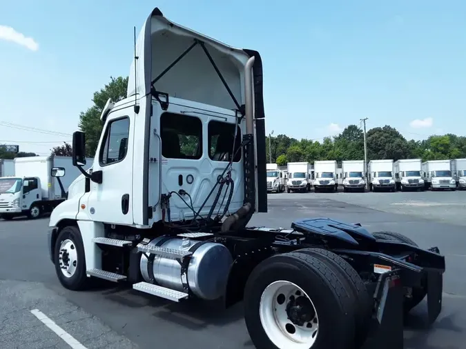 2020 FREIGHTLINER/MERCEDES CASCADIA 125a216125412415cbf89753c562745d7bd
