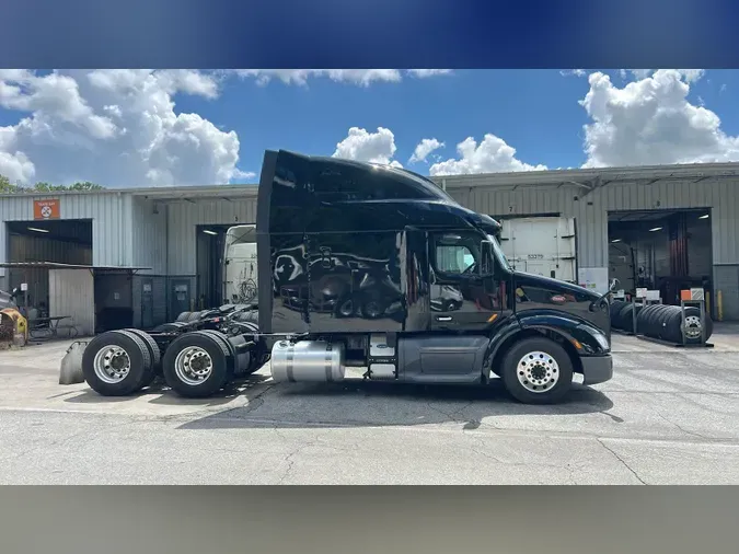 2021 Peterbilt 579a21800b16455a04bb4b2bc59bafe7613