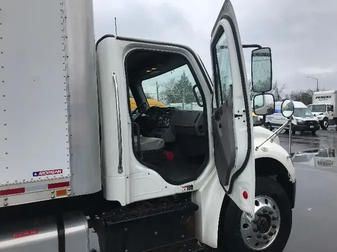 2018 Freightliner M2