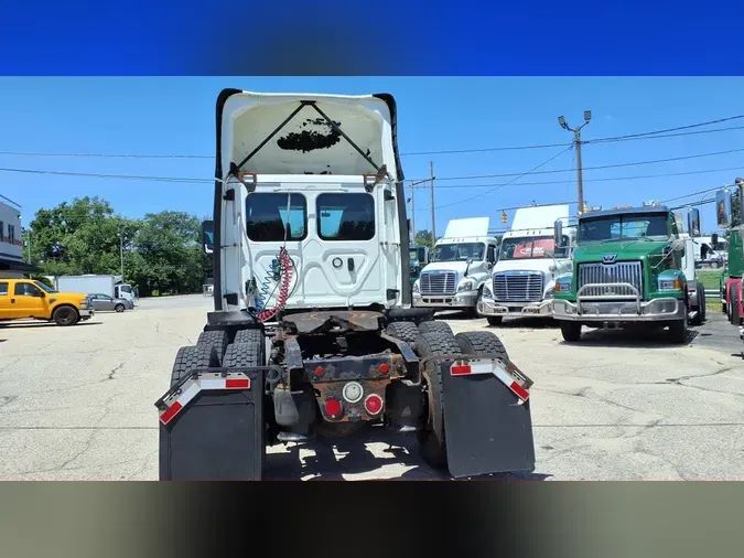 2018 FREIGHTLINER/MERCEDES CASCADIA 125a21b6d69f936dc1a711a2dc119ddd456